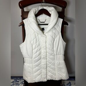 White House Black Market White Quilted Sleeveless Vest Women’s Medium
